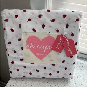 Oh Cupid-Ladybug 3-Piece Sheet Set - White and Red
